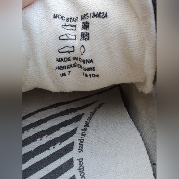 TAOS Women's Size 7 Gray Moc Star Sneaker Indigo Distressed Canvas GUC. - Picture 10 of 12